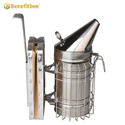 China Quality Hinge Protect Beekeeper Prevent Stings Calm Eco-Friendly Bee Beekeeping Equipment High Quality Leather Bee Smoker for sale