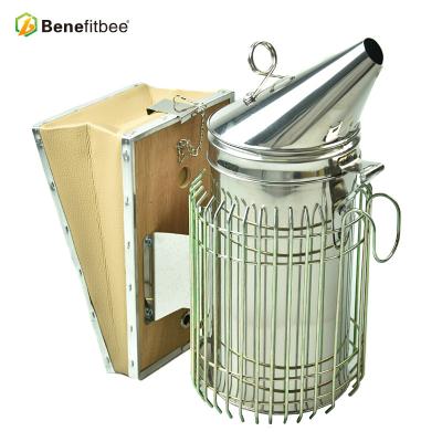 China Wholesale New Design Beekeeping Tools Manual Bee Smoker for sale