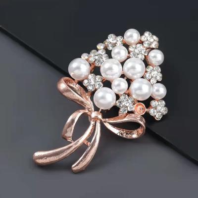 China Fabric Decoration Euramerican Alloy Sets Diamond Sets Bead Flower Brooch Ins Wind Tidal Brooch Female Matches Adorn Item for sale