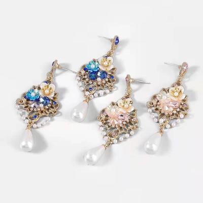 China South Korea Personality Resin Alloy Pearl Geometric Girls Cute Creative Imitation Earrings Small Fresh Heart Party Earrings for sale