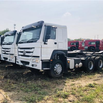 China straight howo 420hp tractor truck Sinotruk tractor trucks price 6800*2550*3450 for sale