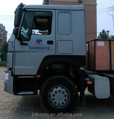 China Hot Selling Sinotruk For Sale 375 Hp Low Price HOWO TRACTOR TRUCK 371 6800*2496*3325 for sale