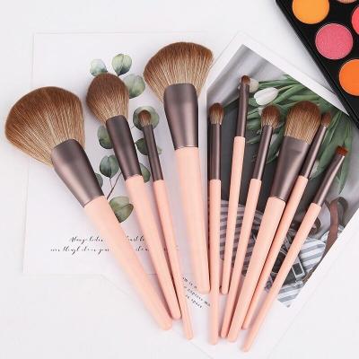 China Hot Selling 10pcs Vegan Fashion Face Beauty Loose Pink Professional Makeup Brush Skin-friendly Fan-shaped Powder Tools For Daily Makeup for sale