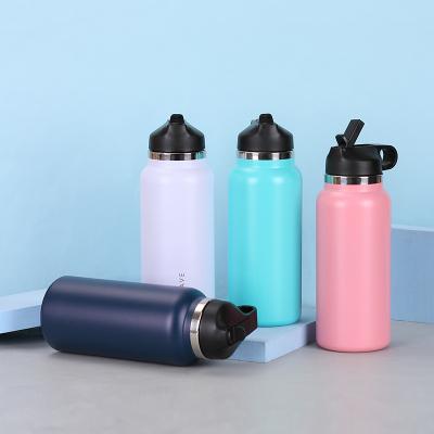 China Sustainable Double Wall Vacuum Flask 304 Stainless Steel Insulated Water Bottle Customized Double Logo 18oz 32oz 40oz 64oz for sale