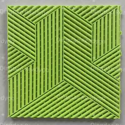 China Durable PP Rigid Plastic Garage Floor Tile 18mm Heavy Duty Garage Floor Mat for sale