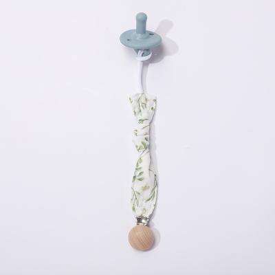 China BPA Baby Teething Pacifier Chain Free Holder Bamboo Cloth for sale