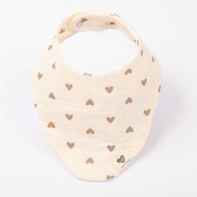 China Washable Baby Drool Bibs Muslin Heart Babies Drool Bib for sale