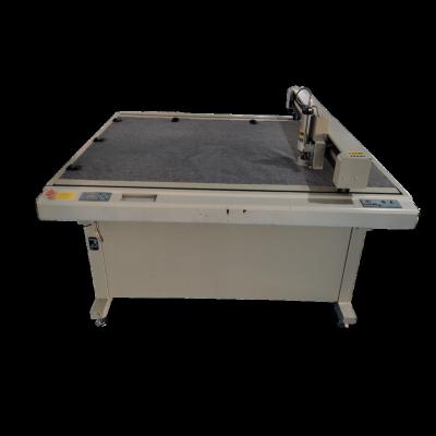 China Hotels Used Bed Pattern Flatbed Cutting Machine for sale