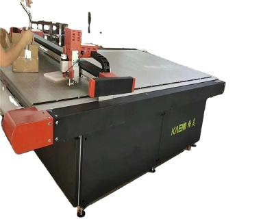 China Automatic Fabric Cutter and Materials Feeding Automatic Fabrics Feeding CNC Digital Cutter Multiple Layers Digital Cutter for sale