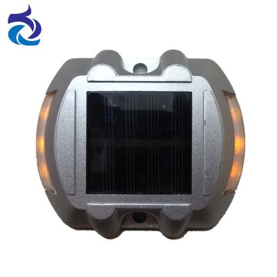 China Aluminum Alloy And Plastic Led Flashing Aluminum Solar Road Stud Light for sale