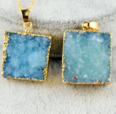 China 2021 New Fashion Colorful Crystal High Quality Pendant Druzy Natural Stone Necklace TRENDY for sale