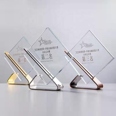 China Healthcare Institute Crystal Trophy Design Crystal Award Trophy Plaque for sale