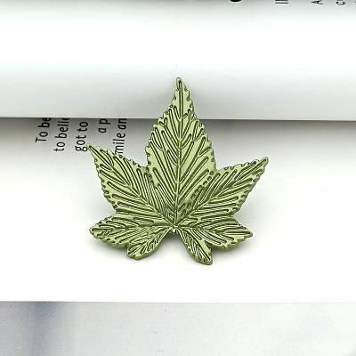 China Brooch Fashion French Charm Retro Simple Plant Leaf Brooch for sale