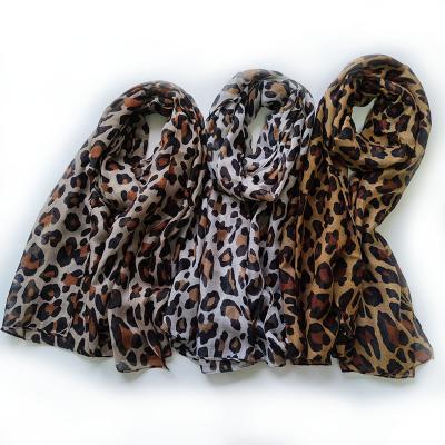 China Keep Warm Classic European And American Leopard Print Yarn Women Scarf for sale