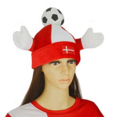 China 2022 plush WM danmark football fans hugging hat with football danish for sale