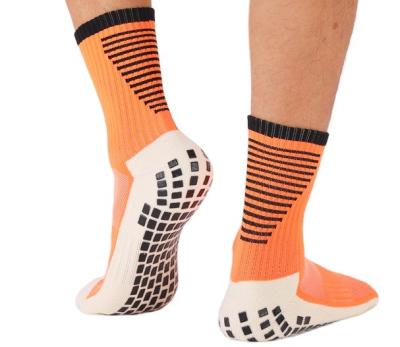 China 2022 MOQ Breathable Sports Do Not Grip Football Anti Slip Socks Custom Logo Athletic Crew Non-Slip Football Men Socks for sale