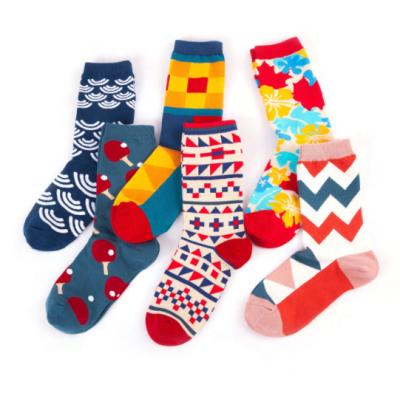 China Istanbul 2022 Latest QUICK DRY Wholesale Happy Socks Custom Logo Made Happy Socks For Adults for sale