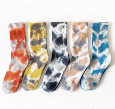 China Fashion designer tie dye novelty socks custom QUICK DRY cotton tie dye socks men socks tiedye unisex for sale