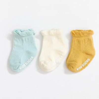 China 100% Combed Cotton Spring Newborn Baby Socks QUICK DRY Loose Mouth Non-slip Baby Socks 0-3 Years Old for sale