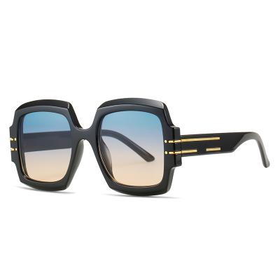 China New Fashion Sunglasses 2022 Unique Oversized Plastic Metal Designer Shades Custom Men Women Retro Fashion Sun Glasses UV400 for sale