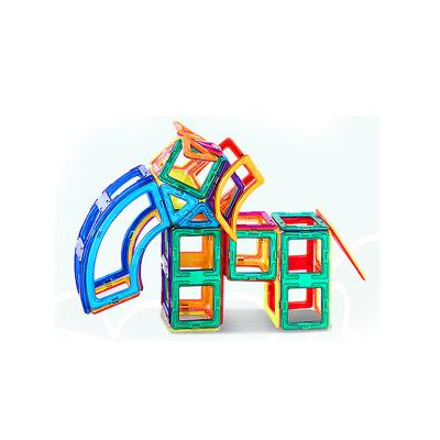 China DIY TOY Amazon Hot Selling Educational Magnetic Tiles Castle Building Block Toys For Children for sale