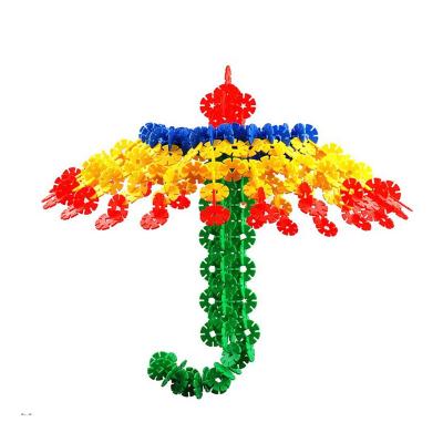 China Toy Wholesale Round Intelligence 33mm Building Blocks Educational Snowflakes Building Blocks Children Plastic Toys for sale