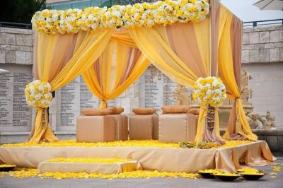 China 3m*3m*3m Ice Cube Wedding Backdrop Wedding Mandap Wedding Silk Tent For Wedding Decoration Party Decoration for sale