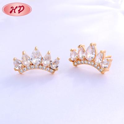 China Beautiful Fashion TRENDY Jewelry Gold Stud Designed Earrings With Zirconia Stone In Crown Design for sale