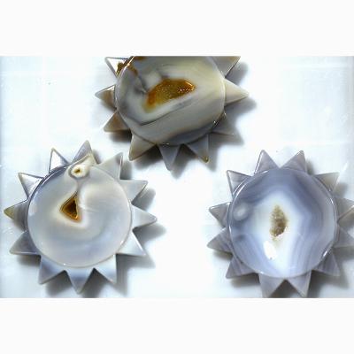 China China New Product Hot Selling High Quality Natural Agate Geode Hand Carved Crystal Sun For Healing for sale