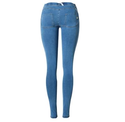 China New Cotton Fabric Hip Stretch Waterproof Comfort Blue Low Waist Daily Fitness Denim Pants for sale