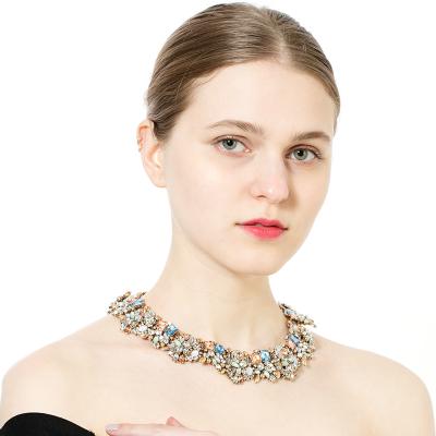 China Hot Fashion Accessories Crystal Gemstone Necklace Border Gift Creative Crystal Clavicle Chain for sale