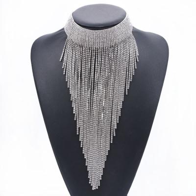 China 2019 New Full Diamond Crystal Clavicle Fake Stone Necklace Tassel Necklace Jewelry Wholesale Crystal Long for sale