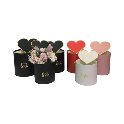 China Recyclable Three Piece Bucket Hug Flower Box Round Love Flower Box for sale