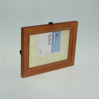 China New Design Mini Picture Bulk Wood Eco-friendly Hanging Photo Frames Solid Wood Picture Frame Wood Picture Frame for sale