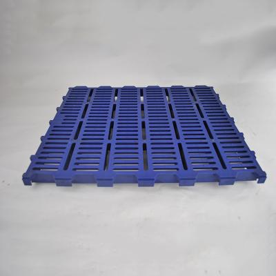 China Pig Weaner Slatted Plastic Floor 100kgs/Pcs Chicken House Floor Slats for sale