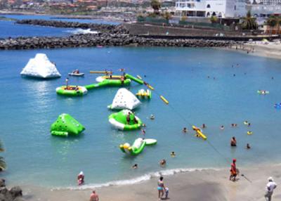 China Parque flotante inflable del agua del mar, último parque inflable comercial de la diapositiva en venta