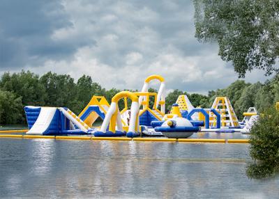 China Prenda impermeable inflable gigante del juego del deporte acuático de la carrera de obstáculos del ocio líquido en venta