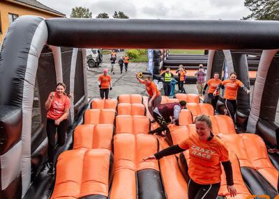 Chine Obstacle 5k gonflable extérieur de parcours du combattant de cas réussi du Brésil pour l'adulte à vendre