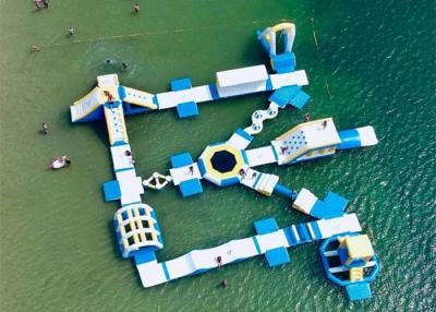 China Vrije Aangepaste Drijvende Waterspelen, Reuze Opblaasbaar Zeewaterpark voor de Zomer Te koop