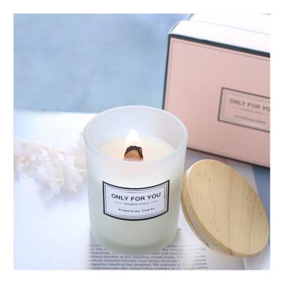 China Fashionable Wholesale Home Decor Soy Candle Scent Scented Candle Glass Wedding Gift Set Aromatherapy Scented Candles for sale