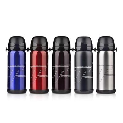 China PORTABLE 800ml Travel Bottle Large Capacity Heat Insulation High Quality Water Bottle for sale