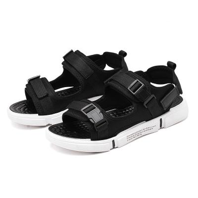 China Crochet Buckle Summer Season Breathable Men Beach Sandals Best Quality Sandals for sale