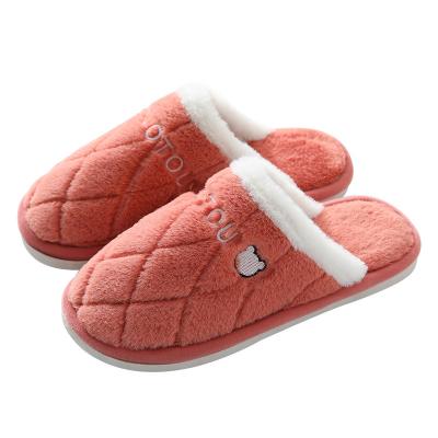 China Fashion trend 2022 winter Korean style hotel ladies slippers couples cotton simple thick-soled home indoor slippers for sale