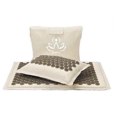 China Blood Circulation Gillot Eco Spikey Private Label Acupressure Mat And Bag Neck Canvas Pillow Set Natural Bag for sale