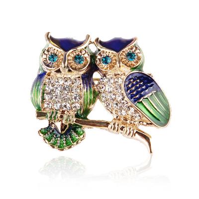 China New Fashion Enamel Pin Cute Animal Owl Brooch Pin Crystal Brooch For Birthday Engagement Gift Party for sale