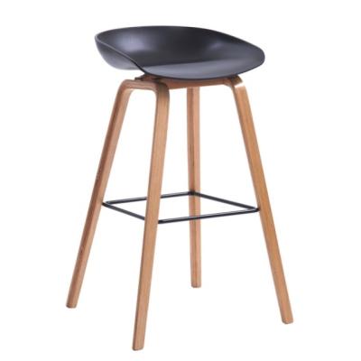 China Eco - Friendly White Bar Counter Chair , Bar Stools In Wood Chair , Plastic Chair Bars for sale