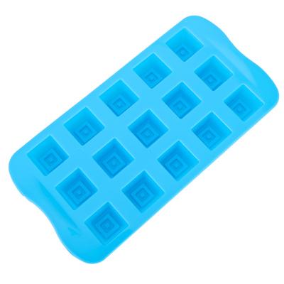 China Sustainable Hot Selling 2023 15 Cavity Small Reusable Ice Cube Trays With Lid for sale