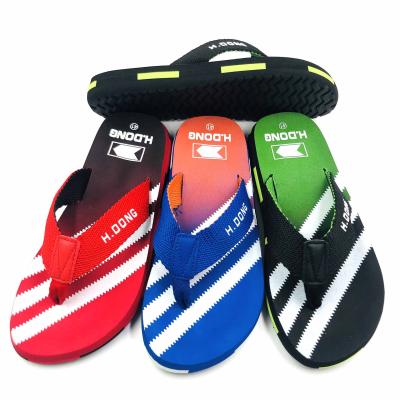 China Hot Portable Rubber Slippers Summer Leaf Slippers Men Or Women Anti-Smell Classic EVA Flip Flops Scandals Rainbow Beach Shoes For Outdoor for sale