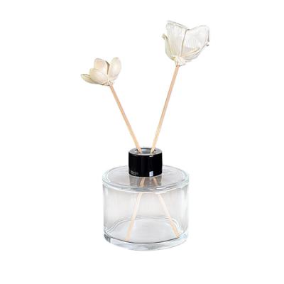 China 100ML Daily Life Cylinder Aroma Reed Diffuser Glass Bottle for sale