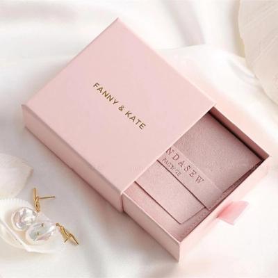 China Customized Designs Paper Box Packaging Wholesale Custom Luxury Gift Jewelry Box Flannel Pouch Bag Velvet Jewelry Packaging Box For Jewelry Packaging With Logo for sale